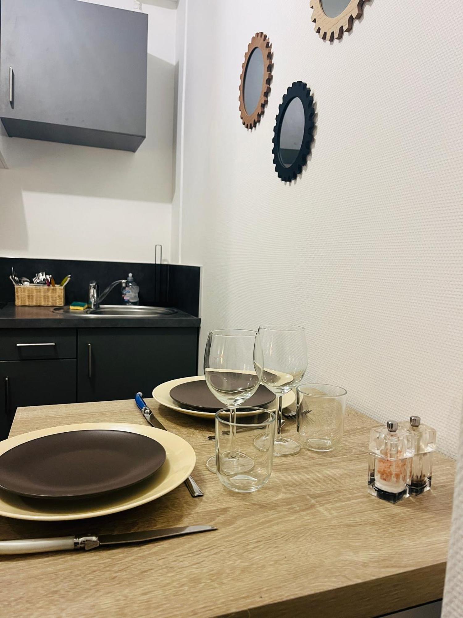 Le 2 - Grand Studio Caen Centre Port De Plaisance מראה חיצוני תמונה